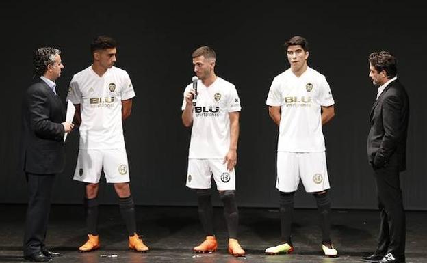 Camiseta Valencia CF Diakhaby Camiseta Valencia CF Diakhaby